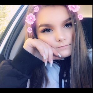 Meet your Posher, Kaylee